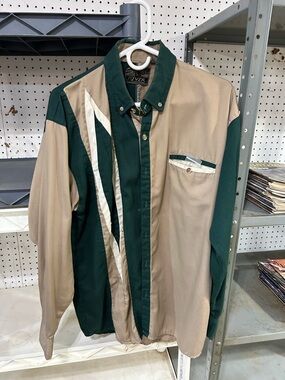 Pindle River Navy Green and Tan Colorblock Button-Down Shirt